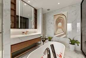 The Metropole Thu Thiem Luxury Vacation