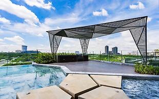 The Metropole Thu Thiem Luxury Vacation