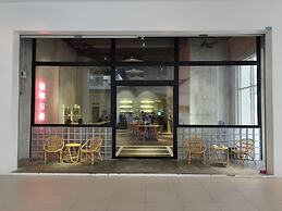 reStary Blue Game Themed Homestay