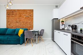 Modern Studio for Two by Renters