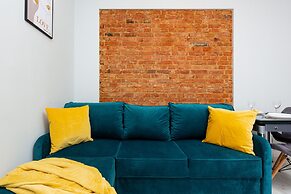 Modern Studio for Two by Renters