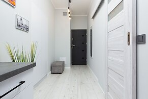 Modern Studio for Two by Renters
