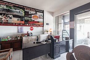 OYO 93433 Bunk Bed Bali