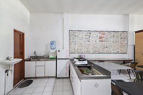 OYO 93433 Bunk Bed Bali