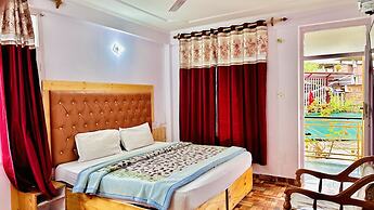 Hotel Manu Vatika Manali