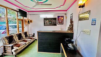 Hotel Manu Vatika Manali