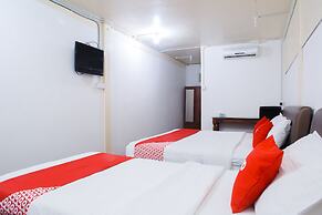 OYO 90037 The 7 Lodge Tambunan