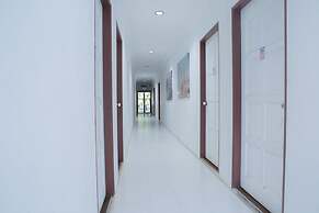 OYO 90037 The 7 Lodge Tambunan