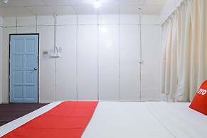 OYO 90037 The 7 Lodge Tambunan