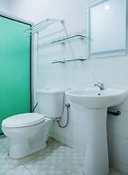 OYO 90037 The 7 Lodge Tambunan