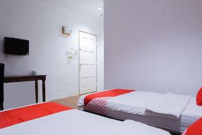 OYO 90037 The 7 Lodge Tambunan