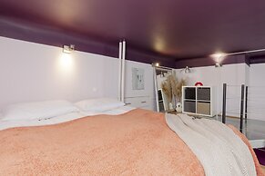 Dream Studio With Mezzanine by Renters