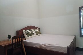 OYO 93425 Homestay Anisa