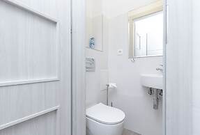 Apartment for 5 People by Renters