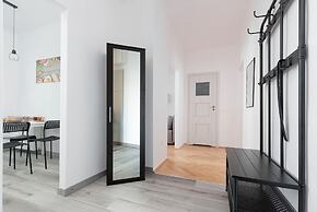 Apartment for 5 People by Renters