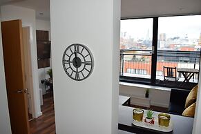 Penthouse 1-bed Apartment With Amazing Views