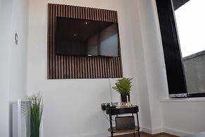 Penthouse 1-bed Apartment With Amazing Views