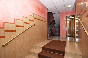 Milan Skyline Apartment, Città Studi, 1 min Metro, Terrace, Wifi, Netf