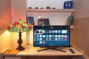 Milan Skyline Apartment, Città Studi, 1 min Metro, Terrace, Wifi, Netf