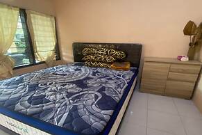 SPOT ON 93441 Gians Homestay Near SMKN 2 Kuripan