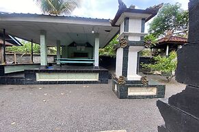 SPOT ON 93441 Gians Homestay Near SMKN 2 Kuripan