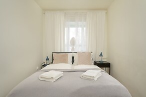 Charming Trzebnicka Apartment by Renters