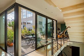 Paris Mimosa Penthouse Residences