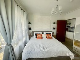 Mesavirre Garden Residences