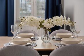 Stylish Apartment in Wrocław by Renters