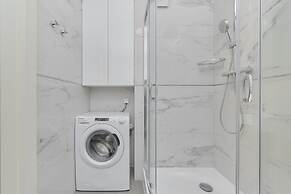 Stylish Apartment in Wrocław by Renters