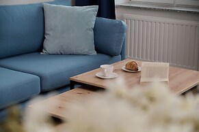 Stylish Apartment in Wrocław by Renters