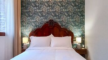 Casón De Los López Apartments