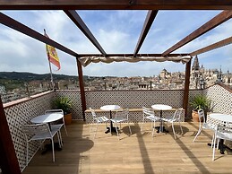 Casón De Los López Apartments