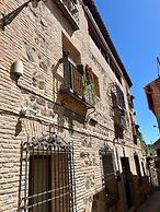 Casón De Los López Apartments