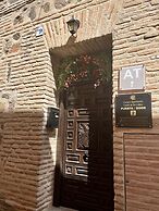 Casón De Los López Apartments