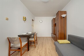 Apartment Close to the Park by Renters