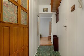 Apartment Close to the Park by Renters