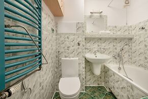 Apartment Close to the Park by Renters