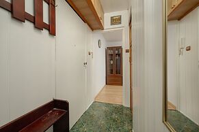 Apartment Close to the Park by Renters