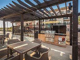 Cozysuites Stylish 4BR the heart of Nora