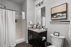 Cozysuites Stylish 4BR the heart of Nora