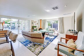 2 Mi to Downtown: Luxe Palm Springs Home!