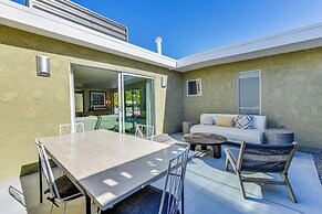 2 Mi to Downtown: Luxe Palm Springs Home!