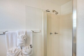 Waterfront Daytona Escape w/ Pool & Game Room!