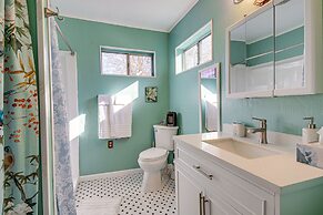Artfully Decorated Cottonwood Home: Pets Welcome!