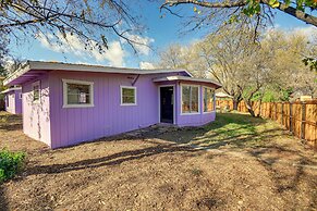 Artfully Decorated Cottonwood Home: Pets Welcome!