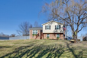 Modern Mount Airy Hideaway w/ Private Backyard!