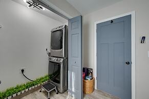 Modern Mount Airy Hideaway w/ Private Backyard!