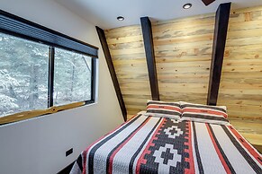 Stunning A-frame Cabin, Steps to Clark Fork River