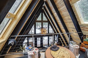 Stunning A-frame Cabin, Steps to Clark Fork River